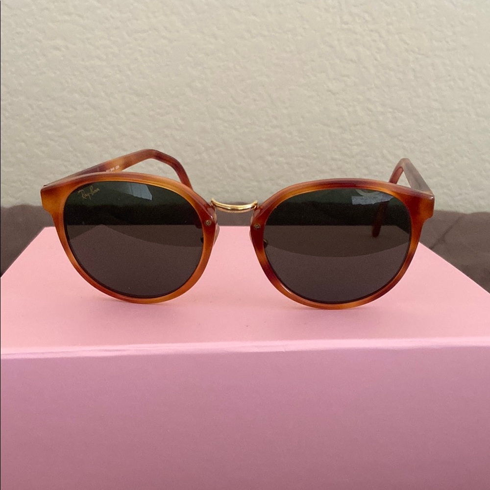 Ray-Ban Classic Amber Sunglasses